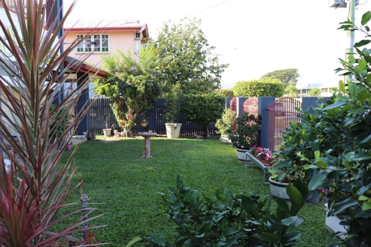 Spanish Lace Motor Inn Τάουνσβιλ Εξωτερικό φωτογραφία