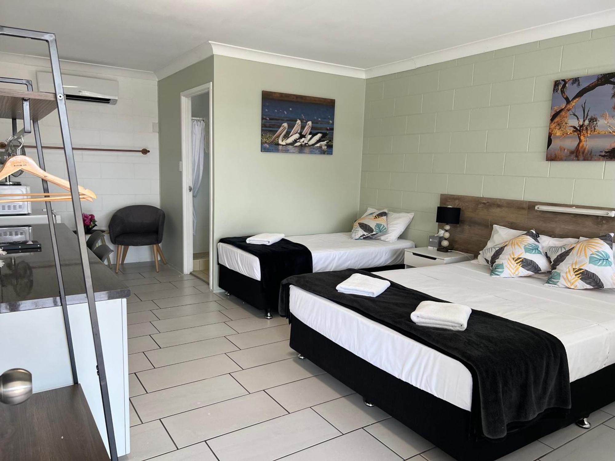 Spanish Lace Motor Inn Τάουνσβιλ Εξωτερικό φωτογραφία