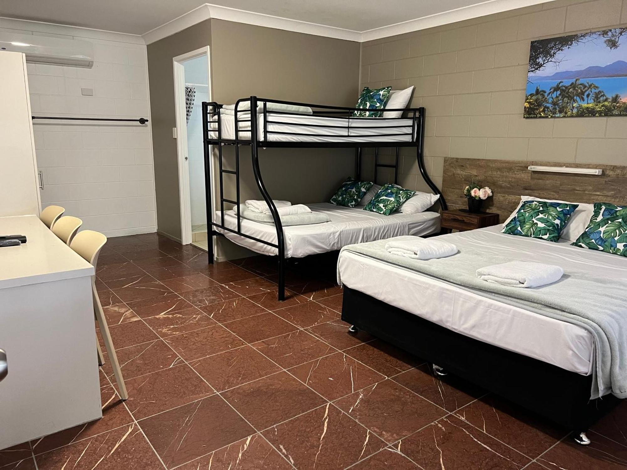Spanish Lace Motor Inn Τάουνσβιλ Εξωτερικό φωτογραφία