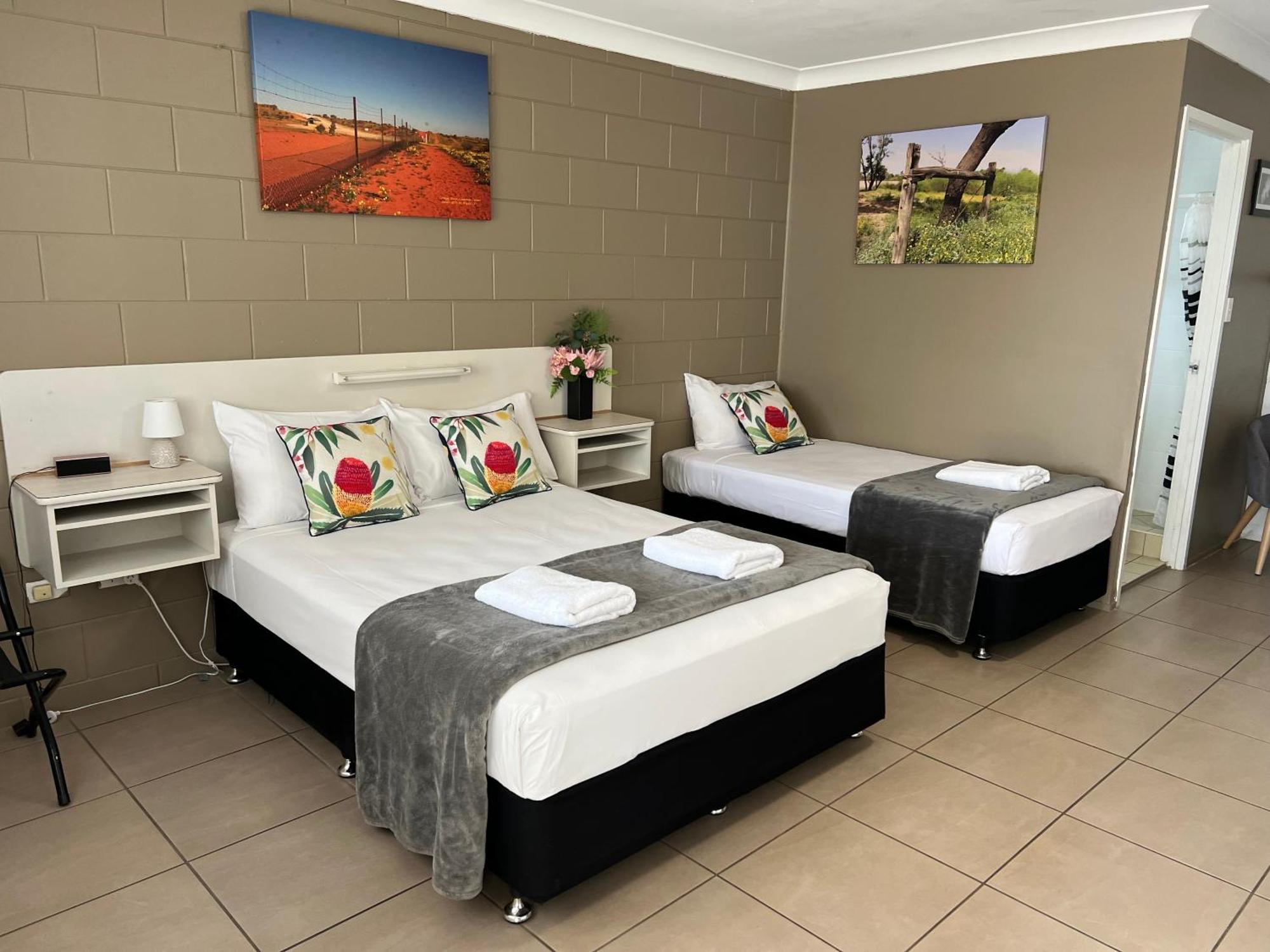 Spanish Lace Motor Inn Τάουνσβιλ Εξωτερικό φωτογραφία