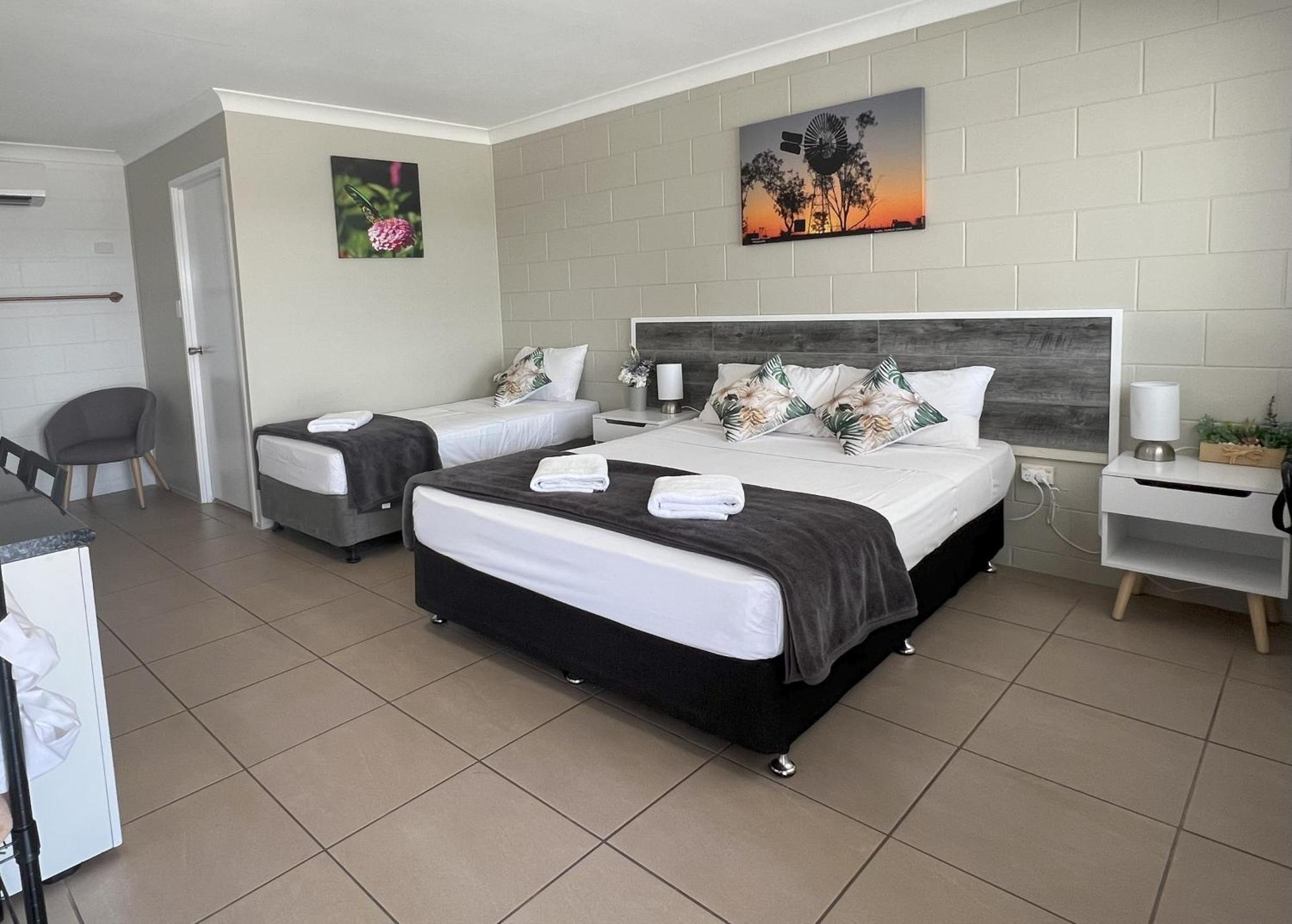 Spanish Lace Motor Inn Τάουνσβιλ Εξωτερικό φωτογραφία